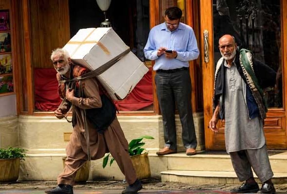 Kashmiri migrants " Khans" backbone of Shimla get free health check up