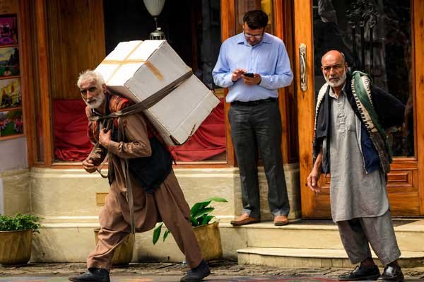 Kashmiri migrants " Khans" backbone of Shimla get free health check up