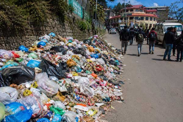 ESMA fails to end Shimla Garbage crisis as SEHB Strike continues