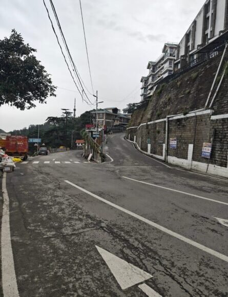Slippery roads after rain prompt Shimla police advisory; motorists urged to drive carefully